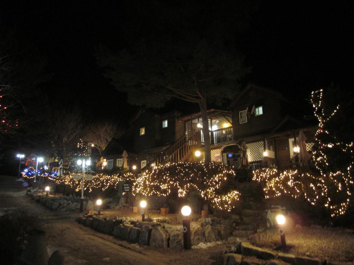 Mayfair Deneb Pension Pyeongchang Exterior photo